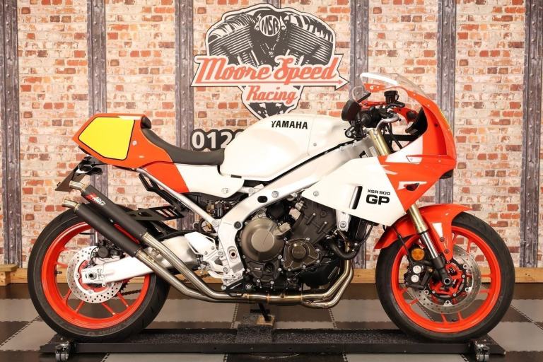 2025 YAMAHA XSR900 GP - 1,527 MILES! - 1 OWNER - ZARD EXHAUST - STUNNING BIKE