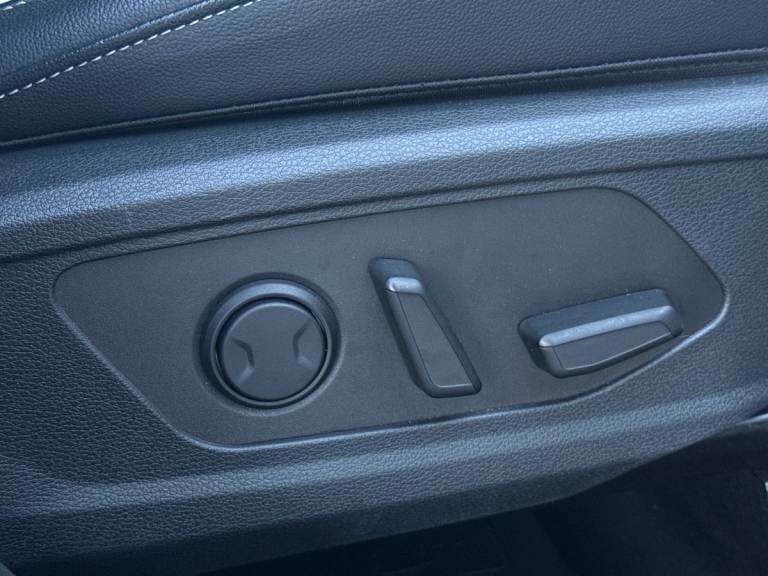 2025 Kia Sportage 1.6T GDi 207 HEV GT-Line S 5dr Auto AWD SUV PETROL/ELECTRIC Automatic