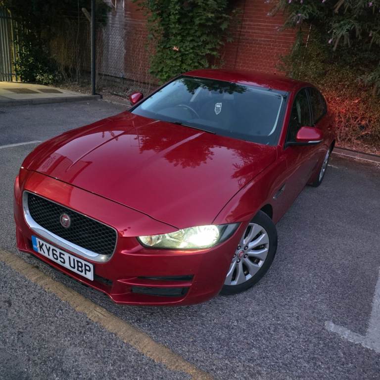 JAGUAR XE 2.0d R-Sport Auto Euro 6 (s/s) 4dr 2015