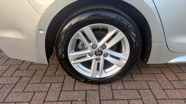 2020 Toyota Corolla 1.8 VVT-i Hybrid Icon Tech 5dr CVT Hybrid Estate Estate Hybrid Automatic