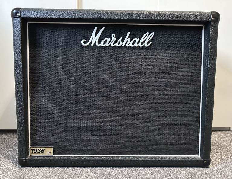 Marshall 1936 Lead 2x12 Cabinet 150w stereo guitar speaker cabinet(Collection only from Cumbernauld)