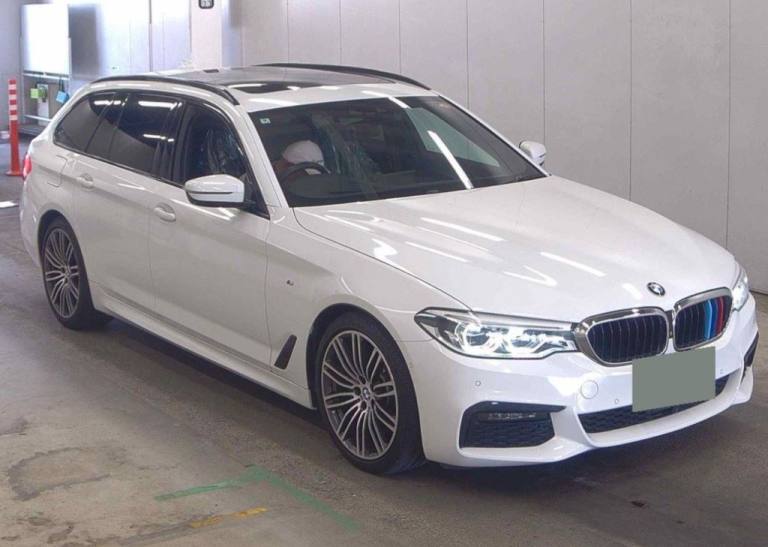2018 BMW 5 Series 2.0 520d M Sport Touring 5dr Diesel Auto Euro 6 (s/s) (190 ps) Estate Diesel Au...