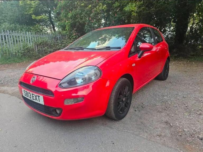2013 Fiat Punto 1.4 Easy 3dr HATCHBACK Petrol Manual