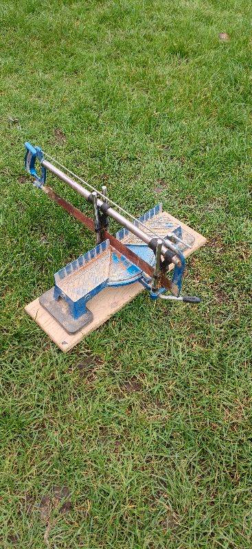 Mitre saw