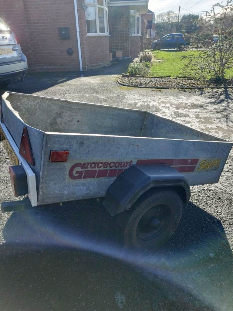 Camping Trailer - Silver, Fair Condition