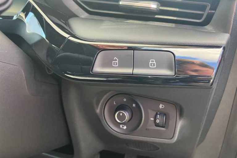 2025 MG MG3 1.5 Hybrid Trophy 5dr Auto HATCHBACK PETROL/ELECTRIC Automatic