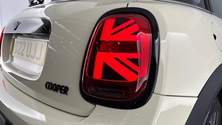 2022 MINI Hatch 1.5 Cooper Sport 5dr Petrol Hatchback Hatchback Petrol Manual