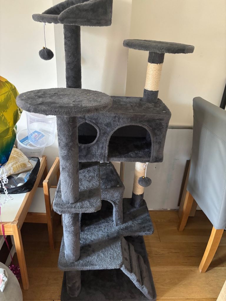Cat activity tower