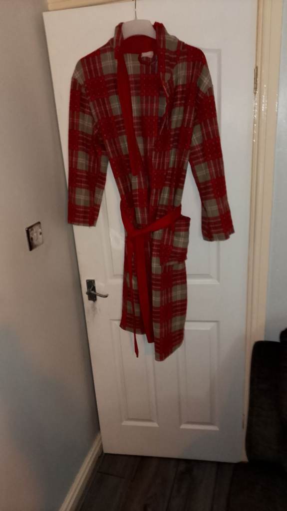 Red Plaid Dressing Gown – Good Condition | in Stoke-on-Trent ...