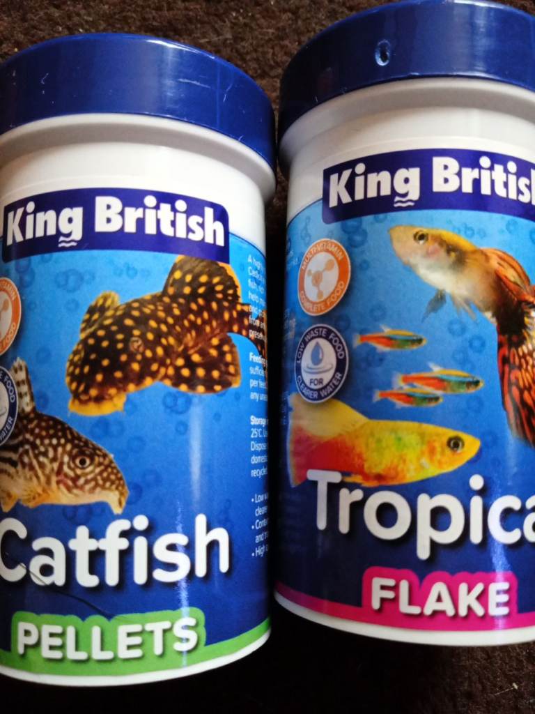 Catfish pellets and tropical flakes. 12 g