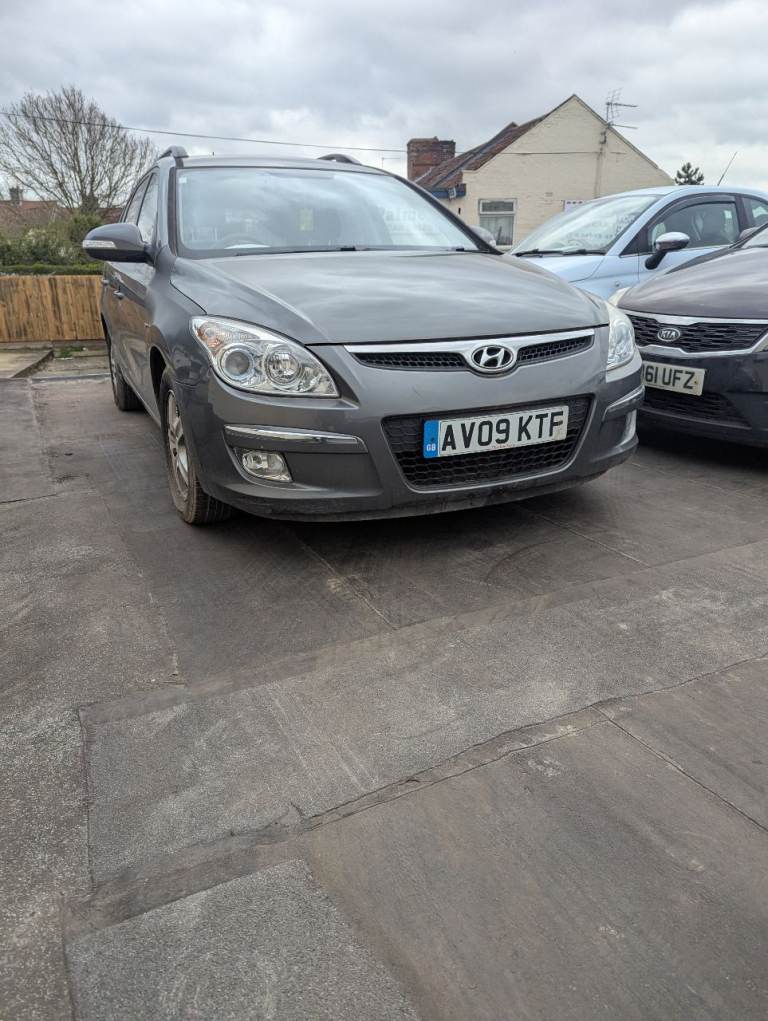Hyundai i30 spares or repairs 