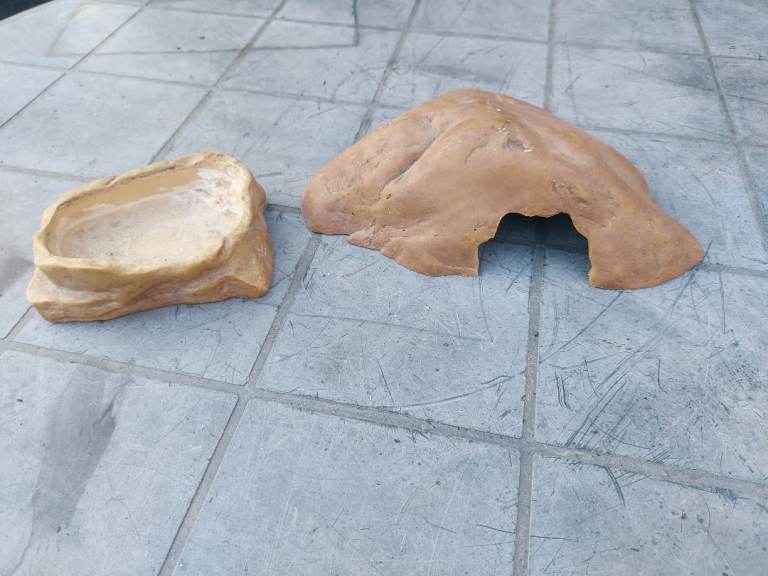 Reptile Bowl & Cave For Sale! 