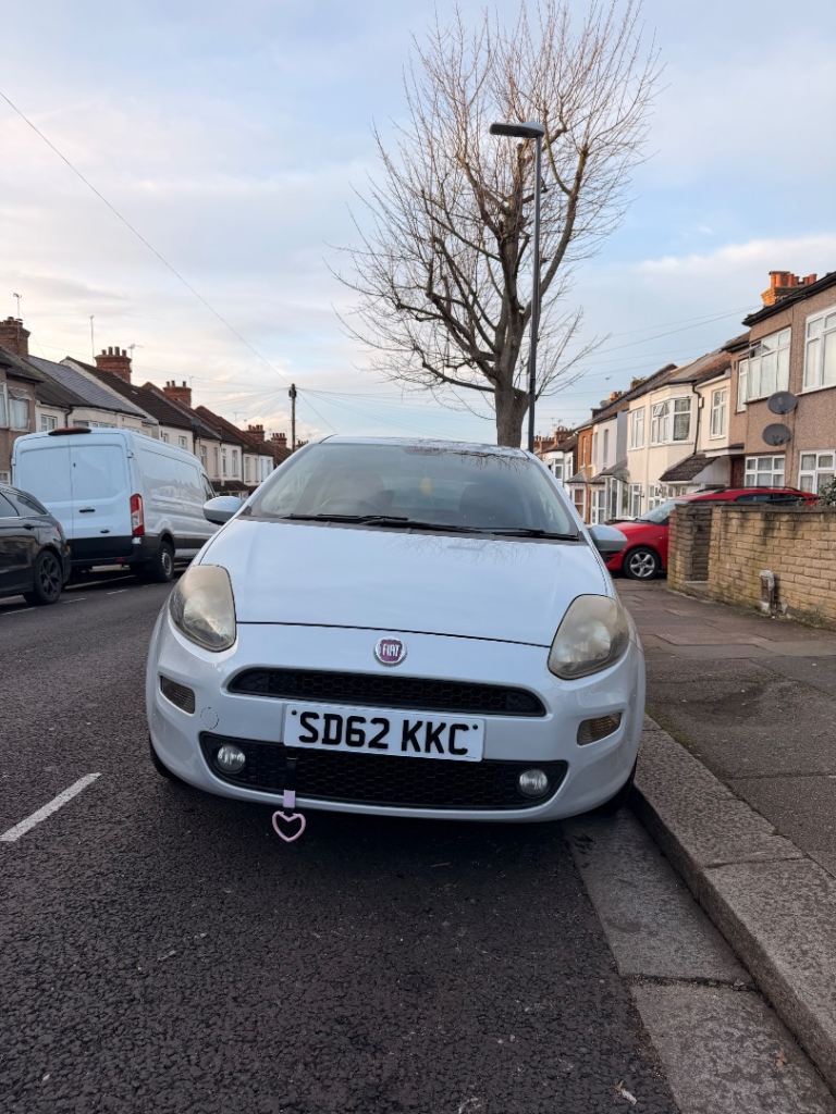 Fiat, PUNTO, Hatchback, 2012, Manual, 1368 (cc), 3 doors