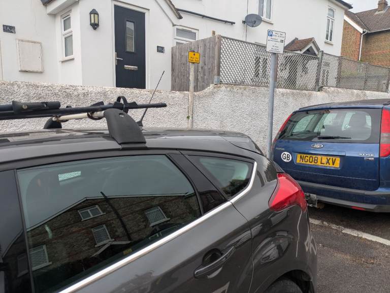 Cycle Racks, Thule brand. Used.