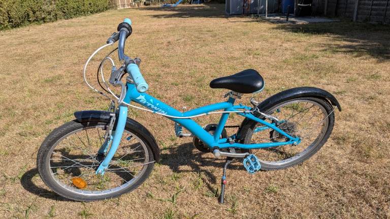 Girls bike with 20-inch wheels