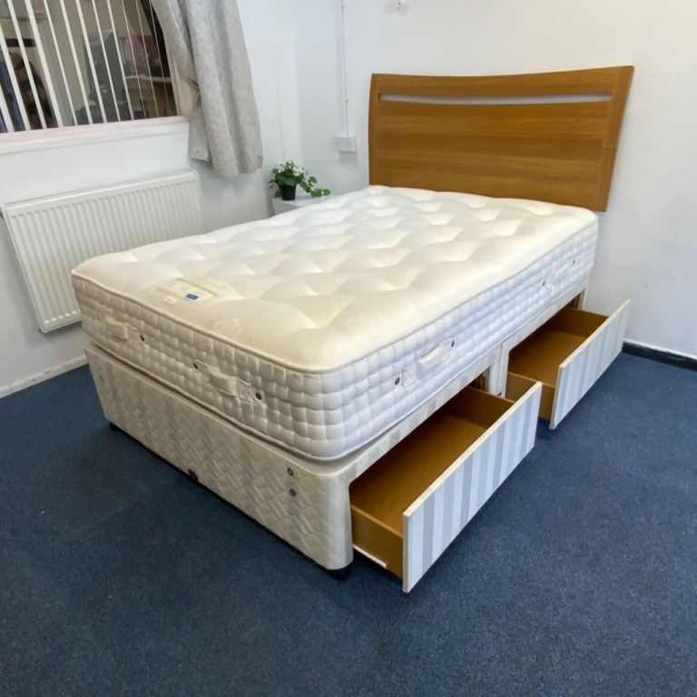 Harrison-Spinks Hameldown 9900 Pocket Sprung Double Bed
