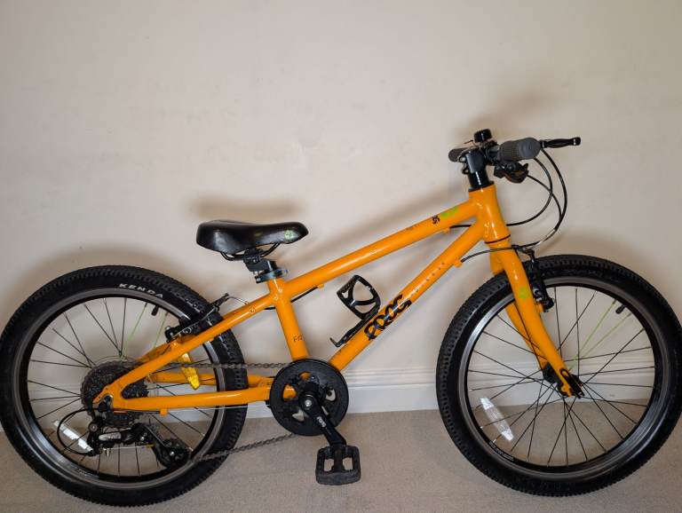 FROG BIKE 52 (FROG 53) (5+) IN GOOD CONDITION. COLLECTION NW LONDON OR BUCKS