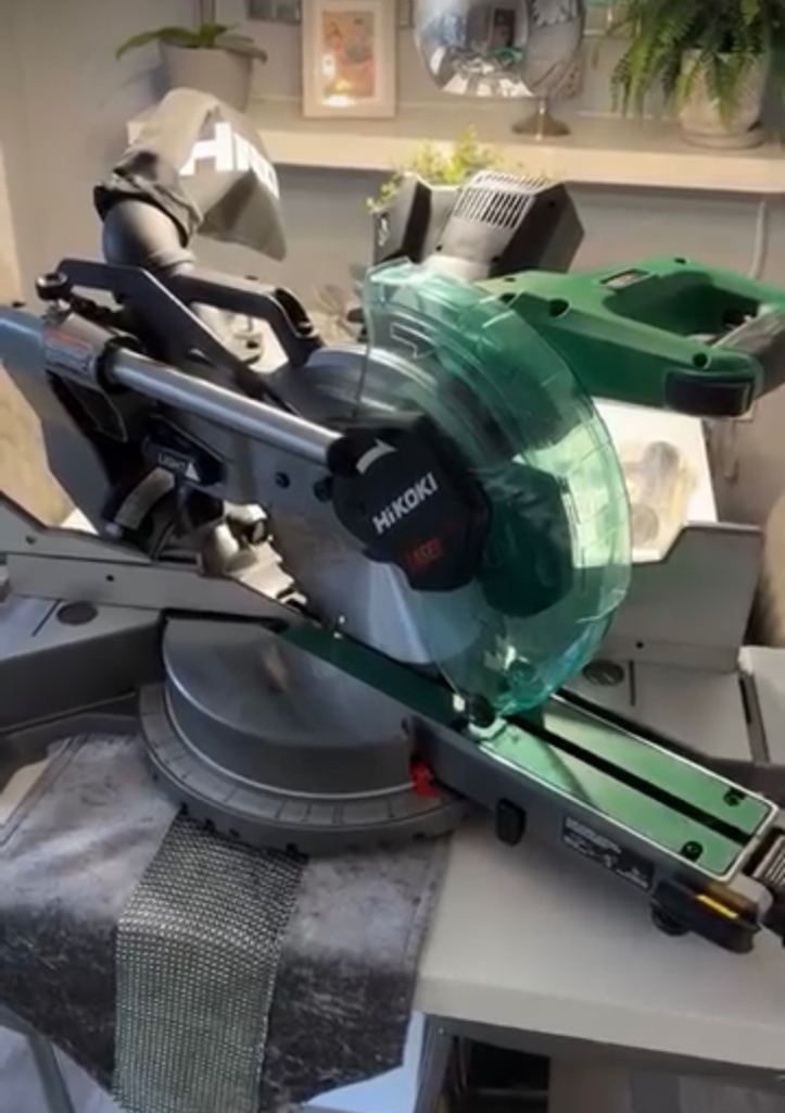 Hikoki 36v mitre saw 