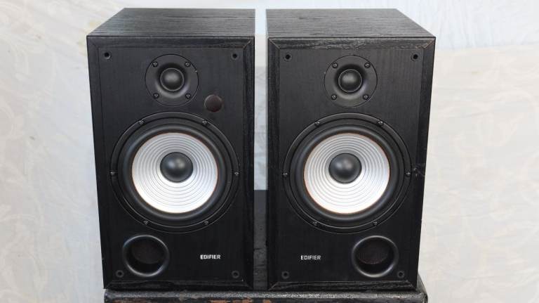 image for Edifier R2600 Bookshelf Speakers - Passive - NO Amp - Fully Working