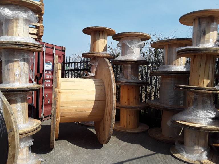 CABLE DRUMS REELS RECLAIMED VARIOUS SIZES READY FOR UPCYCLE INTO TABLES OR DISPLAYS ETC 