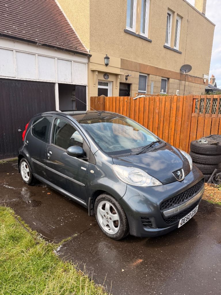 Peugeot, 107, Hatchback, 2010, Manual, 998 (cc), 5 doors