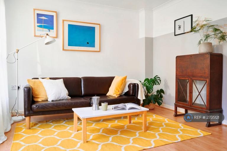 3 bedroom house in Foundry Place, London, E1 (3 bed) (#2735121)