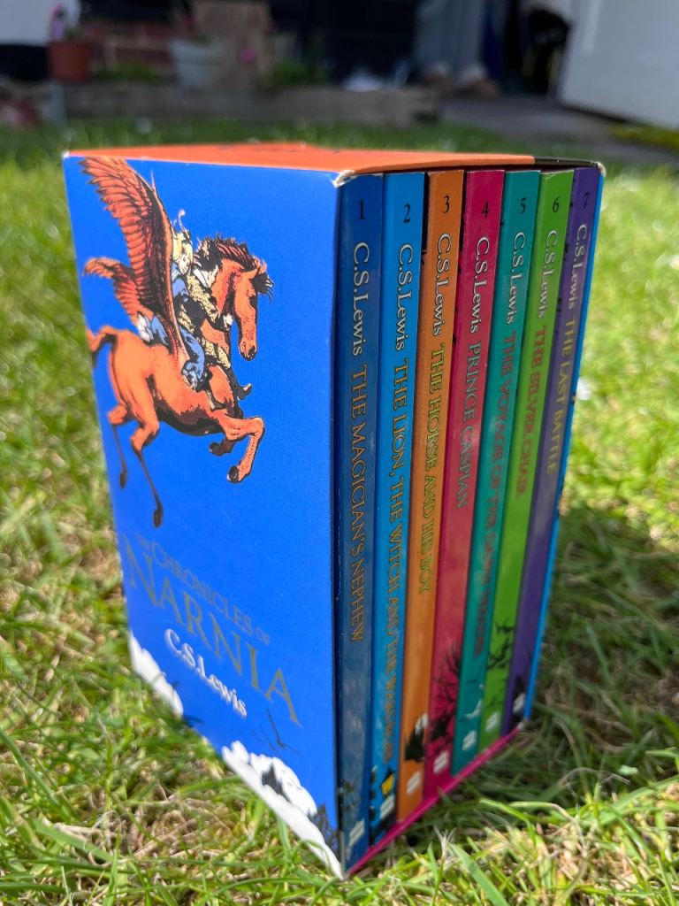 C.S. Lewis: The Chronicles of Narnia — Complete 7-Book Set