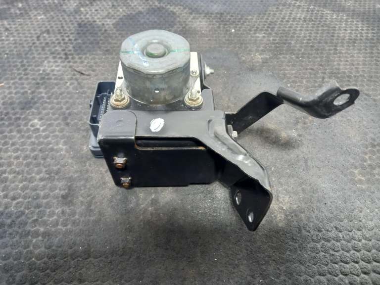 Nissan Qashqai Abs Pump/Modulator 2014-2021 1.5l K9k636 476604ea5e