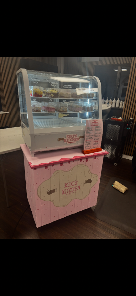 Hamoki 100L display fridge + wheeled storage counter