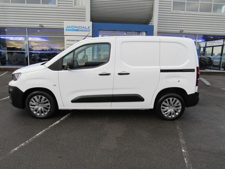 2020 Peugeot Partner 1000 1.5 BlueHDi 100 Professional Van PANEL VAN DIESEL Manual