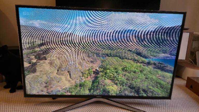 Samsung 40inch 1080p Smart Television - UE40H6400AK