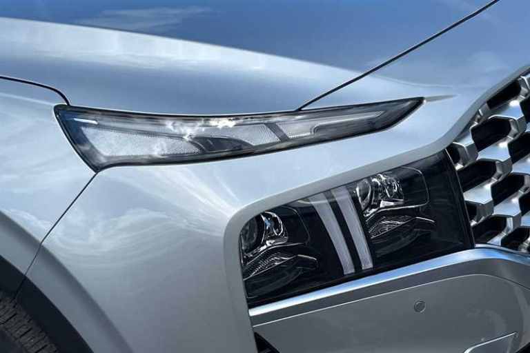 2022 Hyundai Santa Fe 1.6 TGDi Hybrid Premium 5dr 4WD Auto ESTATE PETROL/ELECTRIC Automatic