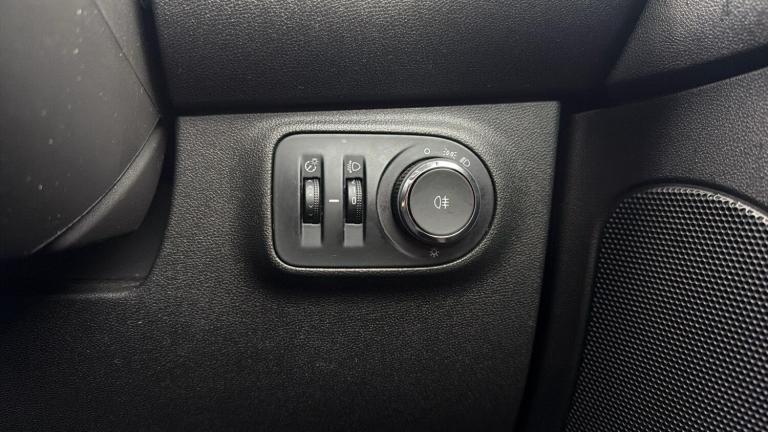 2013 Vauxhall ADAM 1.4i [100] Slam 3dr Petrol Hatchback Hatchback Petrol Manual