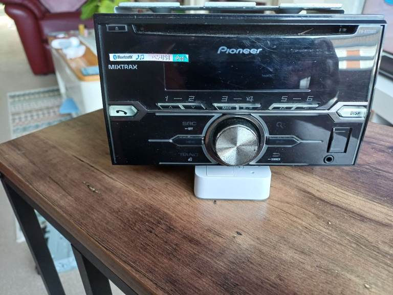 Car stereo 