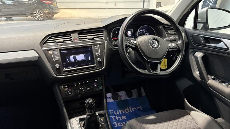 VOLKSWAGEN TIGUAN 2.0 TDI BlueMotion Tech SE Navigation 2016