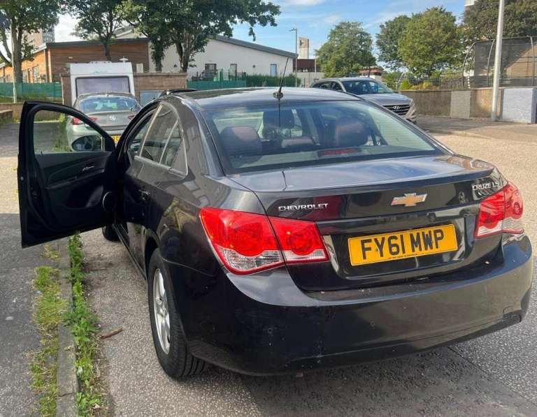 Chevrolet, CRUZE, Saloon, 2011, Other, 1598 (cc), 4 doors