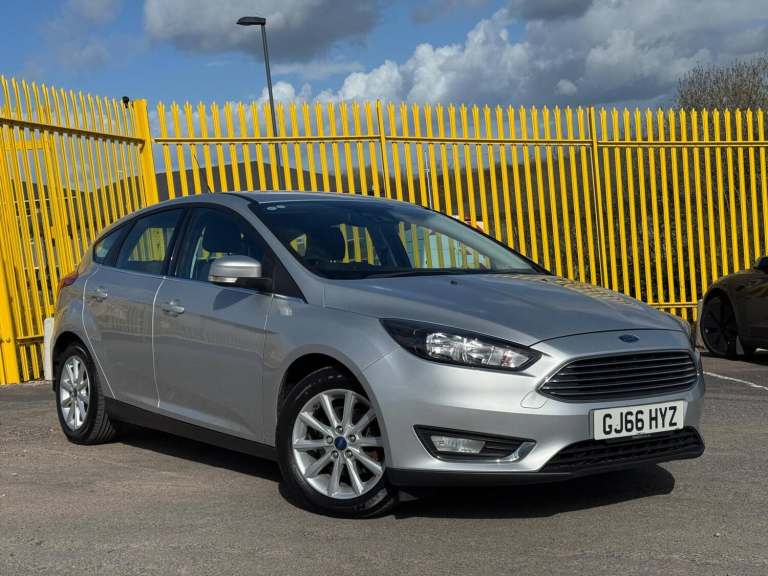 2016 Ford Focus 1.0T EcoBoost Titanium Euro 6 (s/s) 5dr HATCHBACK Petrol Manual