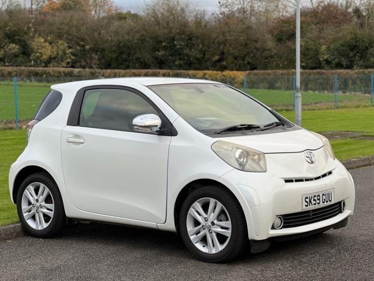 2009 Toyota IQ 1.3 1.33 VVTi 3 Manual | HIGH SPEC MODEL | LEATHER & TOUCH SCREEN