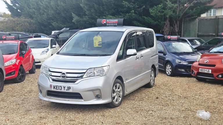 2013 Nissan serena hybrid automatic