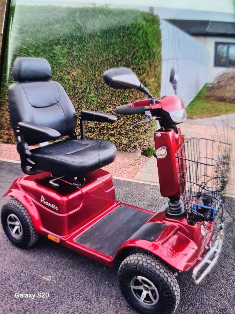 image for Larger 8 mph pioneer rascal mobility scooter can deliver today good condition 