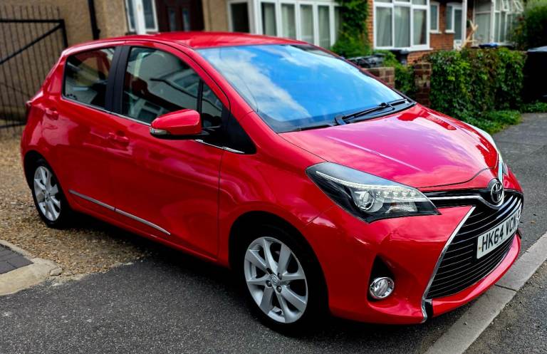 Toyota yaris 1.3 Excel Top Spec | 1 Former Keeper | Ulez | £35 Tax 