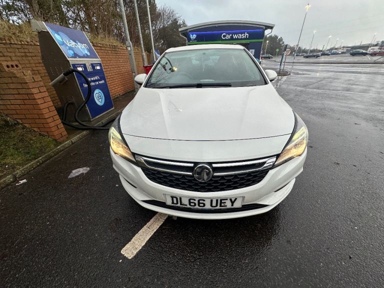 Vauxhall, ASTRA, Hatchback, 2016, Manual, 1598 (cc), 5 doors