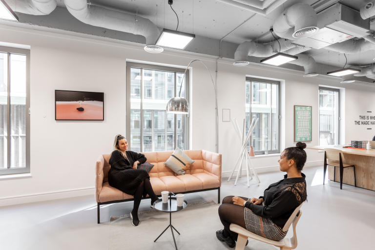 London - EC4N6NP \ Drop-In Coworking Access