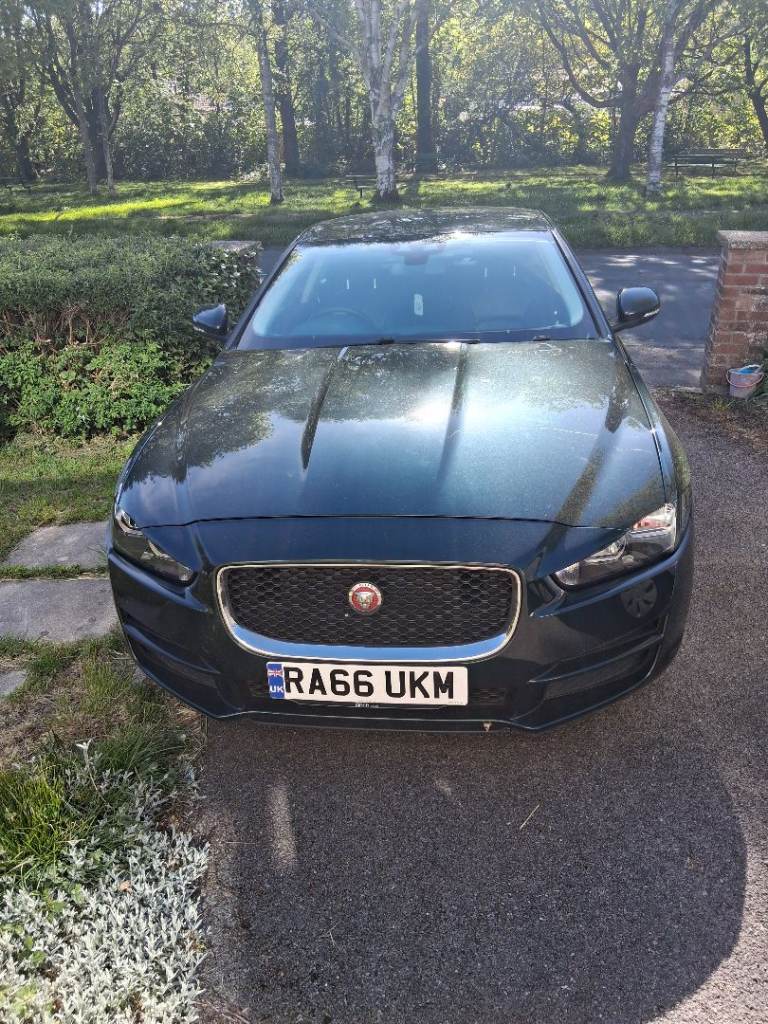 Jaguar, XE, Saloon, 2017, Manual, 1999 (cc), 4 doors
