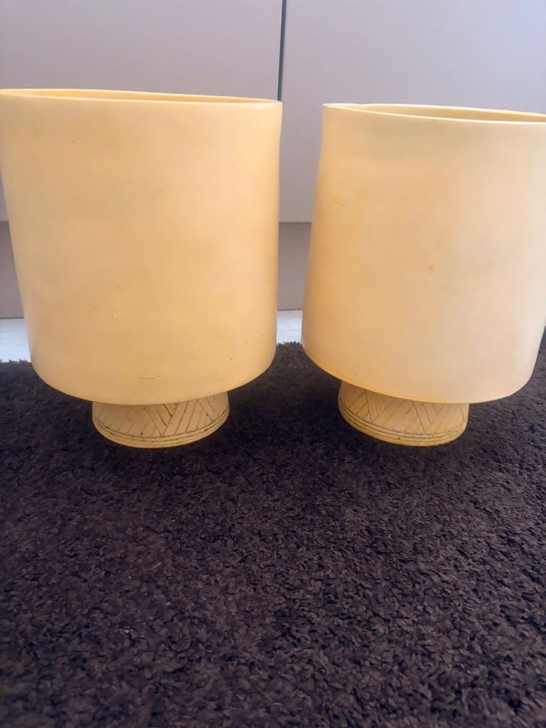 5 plant pots /planters 
