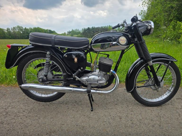 1969 BSA B175 Bantam – Very Well Restored – Runs & Rides – UK V5C