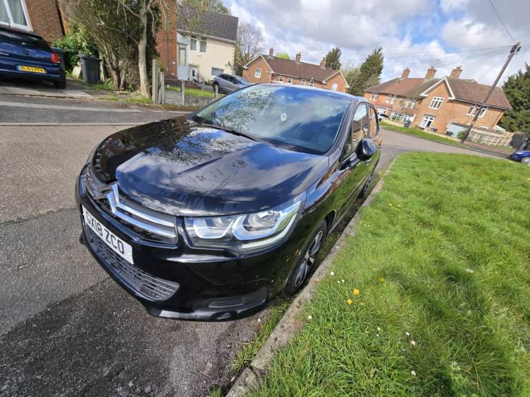 Citroen, C4, Hatchback, 2018, Manual, 1199 (cc), 5 doors