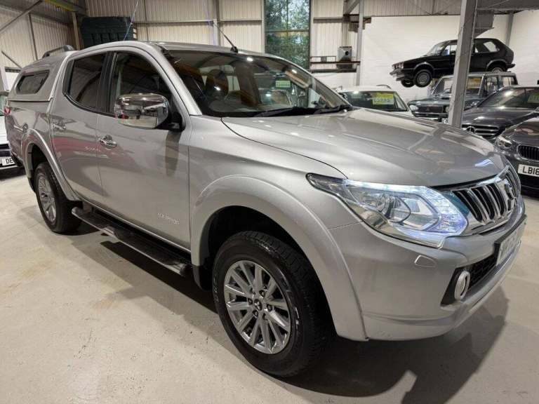 2016 Mitsubishi L200 Double Cab DI-D 178 Warrior 4WD PICK UP DIESEL Manual