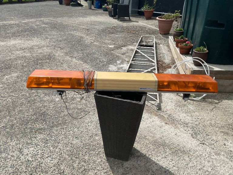 Light bar