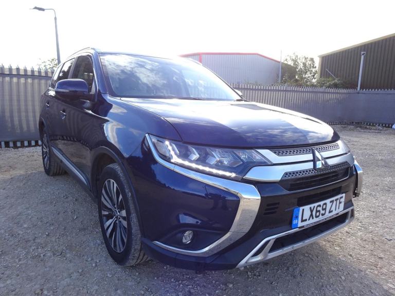 2020 69 REG MITSUBISHI OUTLANDER EXCEED AUTO DAMAGED REPAIRABLE SALVAGE